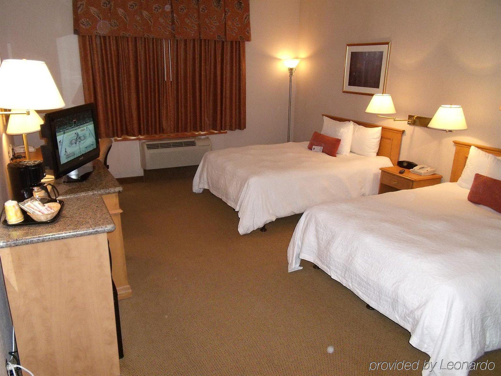 Humphry Inn And Suites Winnipeg Zimmer foto
