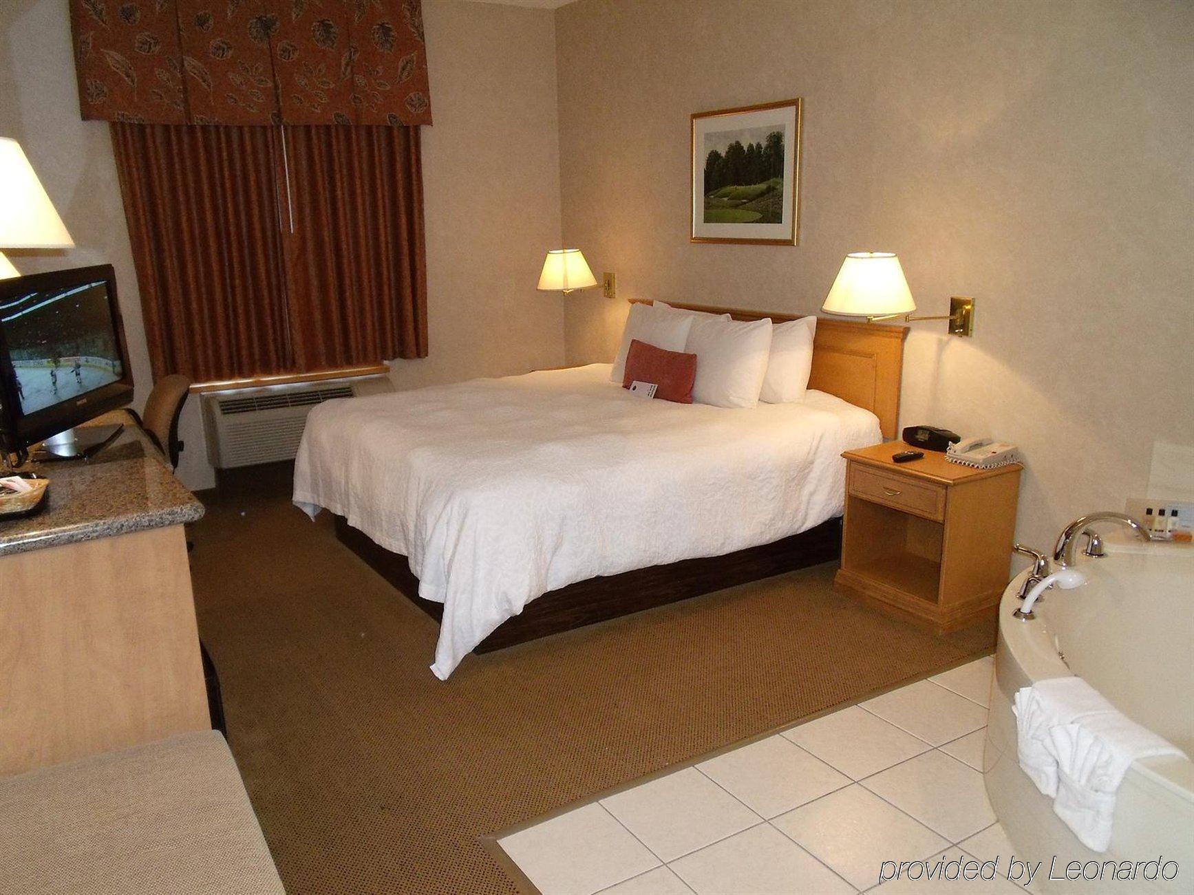Humphry Inn And Suites Winnipeg Zimmer foto